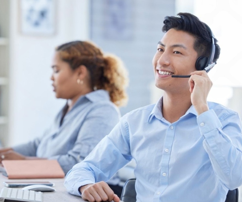 Commercial cleaning business customer support services